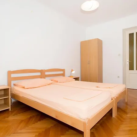 Apartment Rogosic Split